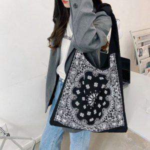 크로스백 반다나백 캐주얼 페이즐리 페이즐리백