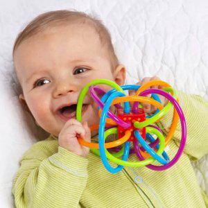 맨하탄토이 치아발육기 윈켈 클래식 (박스포장) (454532) 구강기 아기 장난감 완구