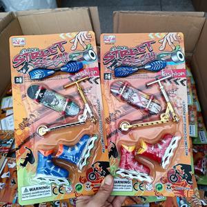 롤러 스케이트 스쿠터 손가락 스케이트 보드 자전거 실내 홈 장난감 기술 데크 램프 장소 조합 세트 어린이