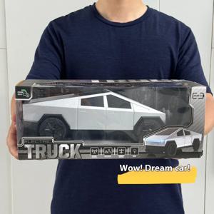 1:12 Rc Cybertruck 오프로드 스테이션 왜건 Batmobile Rc 자동차 시뮬레이션 픽업 트럭 시뮬레이션 컬렉션 모델 어린이 장난감 소년 선물