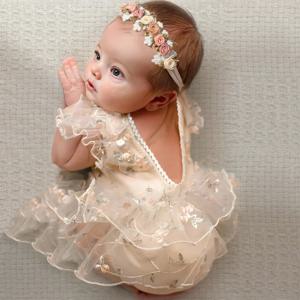 Ylsteed 신생아 데이지 수 놓은 Romper 아기의 짧은 소매 수 놓은 메쉬 옷 보름달 백일 사진 촬영