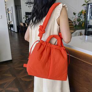 패션 캐주얼 대용량 퍼퍼 토트 백 디자이너 패딩 나일론 여성 숄더 가방 핸드백 매듭 스트랩 크로스 바디 백