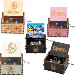 세일러문 손으로 돌리는 오르골 고급 원목 앤티크 조각 나무 손잡이 오르골 피규어 크리스마스 생일 선물