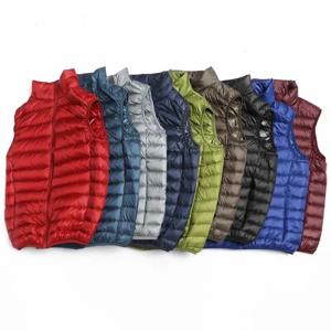 가을과 겨울 남성용 90% 화이트 덕 다운 베스트 캐주얼 경량 다운 따뜻한 솔리드 민소매 재킷 남성용 휴대용 포켓 베스트