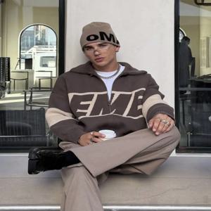 스트리트 하라주쿠 오버사이즈 남성 스웨터 여성 겨울 따뜻한 레터 스플라이싱 자수 가디건 Y2K 심플 지퍼 가디건 의류