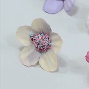 무료 2cm 미니 데이지 수제 장식품