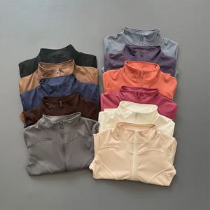 여성용 운동 재킷 스트레치 장착 지퍼 앞 긴 소매 달리기 요가 슬리밍 허리 조임 스탠드 칼라 속건성 Sportswe