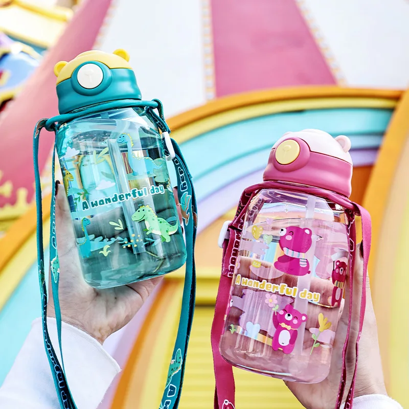 1PC 어린이 물 Sippy 컵 어린이 물병 짚과 손잡이 휴대용 마시는 병 컵 어린이