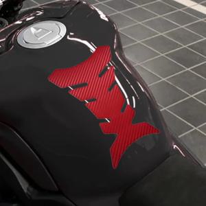 카본 유니버설 오토바이 탱크 패드 프로텍터 스티커 오일 가스 커버 장식 불꽃 3D 데칼 야마하 혼다 가와사키 스즈키용