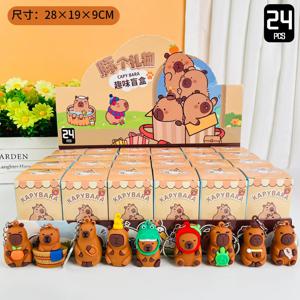 재고 있음 24pcs Capybara 블라인드 박스 키 체인 귀여운 Snot Bear 그림 미스터리 박스 인형 펜던트 도매 가방 배낭 장식