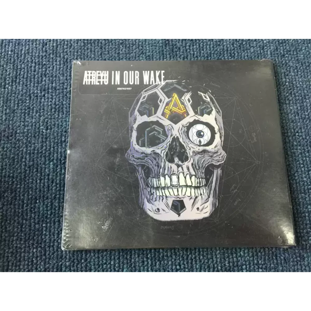 CDAtreyu in Our Wake 메탈 코어 베이스 + 백 쉐이크 분위기, 왜곡된 기타로 긴장감을 표현하는 프렐류드 메탈 코어