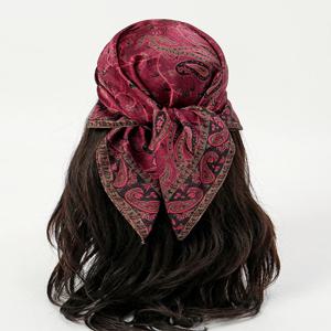 럭셔리 페이즐리 인쇄 새틴 실크 스카프 스퀘어 두건 Hijabs 여성용 Neckerchief 헤어 리본 머리띠 세련된 헤어 액세서리