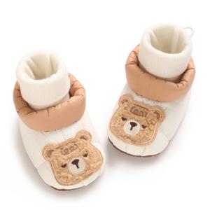 0-18M 아기 양말 부드러운 신발 남성과 여성을위한 가을, 겨울 만화 패턴 스타일 안티 슬립 및 세련된 디자인