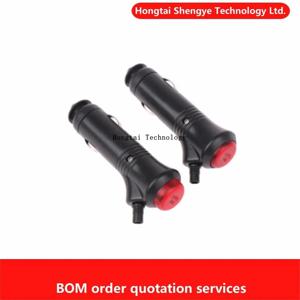 퓨즈 3A 보호 기능이 있는 LED 스위치와 12V-24V 자동차 라이터 플러그 소켓 전원 연결