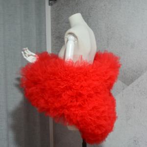 패션 무대 파티 공 레드 Tulle 퍼프 신부 볼레로 케이프 사용자 정의 컬러 웨딩 케이프 어깨를 으쓱 여성을위한