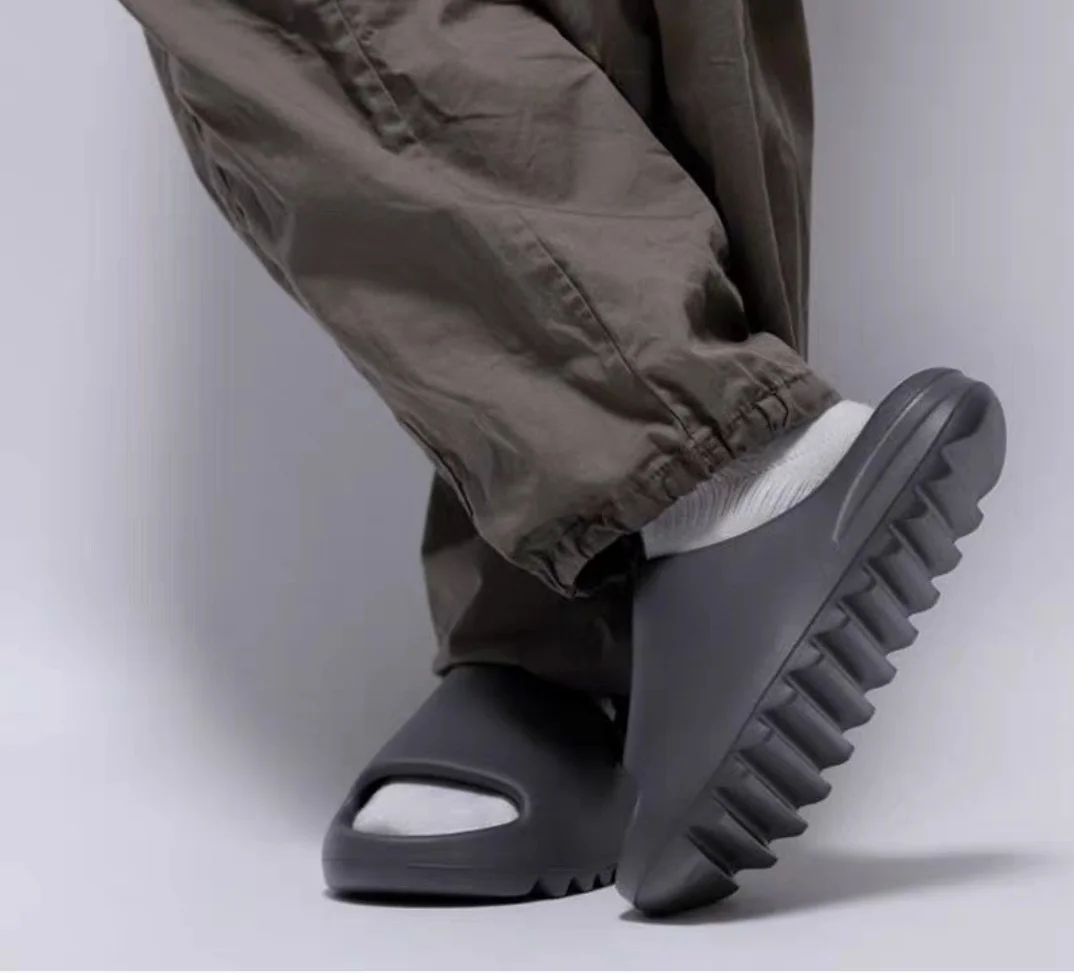 여름 여성 슬리퍼 남성 샌들 캐주얼 비치 슈즈 소프트 바닥 슬라이드 두꺼운 플랫폼 EVA 미끄럼 방지 홈 슬리퍼