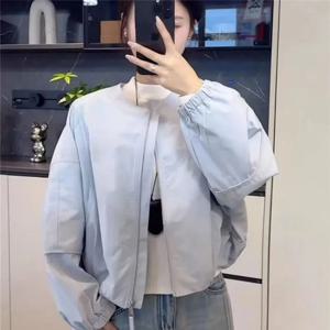 한국어 버전 간단한 여성 라운드 넥 솔리드 컬러 짧은 코트 2025 봄 새로운 여성 캐주얼 루즈 자켓 조커 리틀 오버웨어