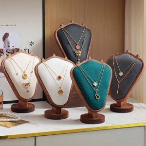 월넛 색상 주얼리 목걸이 진열대 고급 인상 모델 카운터 윈도우 디스플레이 소품 목걸이 프레임