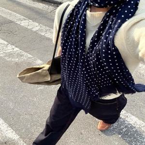 레트로 예술적 딥 블루 코튼 린넨 물방울 무늬 스카프 여성용 얇은 봄 가을 분위기 한국 스타일 롱 넥 워머 실크 스카프