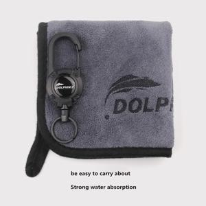 두꺼운 미끄럼 방지 및 손 닦기 특성을 갖춘 휴대용 버클 낚시 수건, 흡수성 면 수건, 야외 낚시 도구