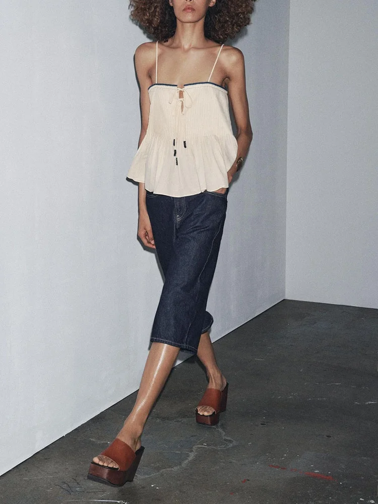 패셔너블하고 편안한 여성용 여름 신상 달콤하고 섹시한 스트랩 칼라 컬러 블록 엣지 장식 탑 우아한 민족 무대 의상