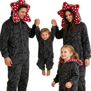 데모고르곤 식물 디자인의 크리스마스 스트레인저 잠옷 - 아늑한 플란넬 원단으로 제작된 성인용 원지, 휴일 파티에 적합