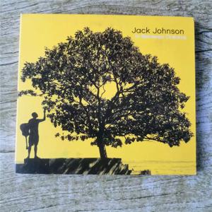 CD 잭 존슨 인 비트윈 드림스(Between Dreams)는 2005년 3월에 발매된 그의 세 번째 스튜디오 앨범입니다.