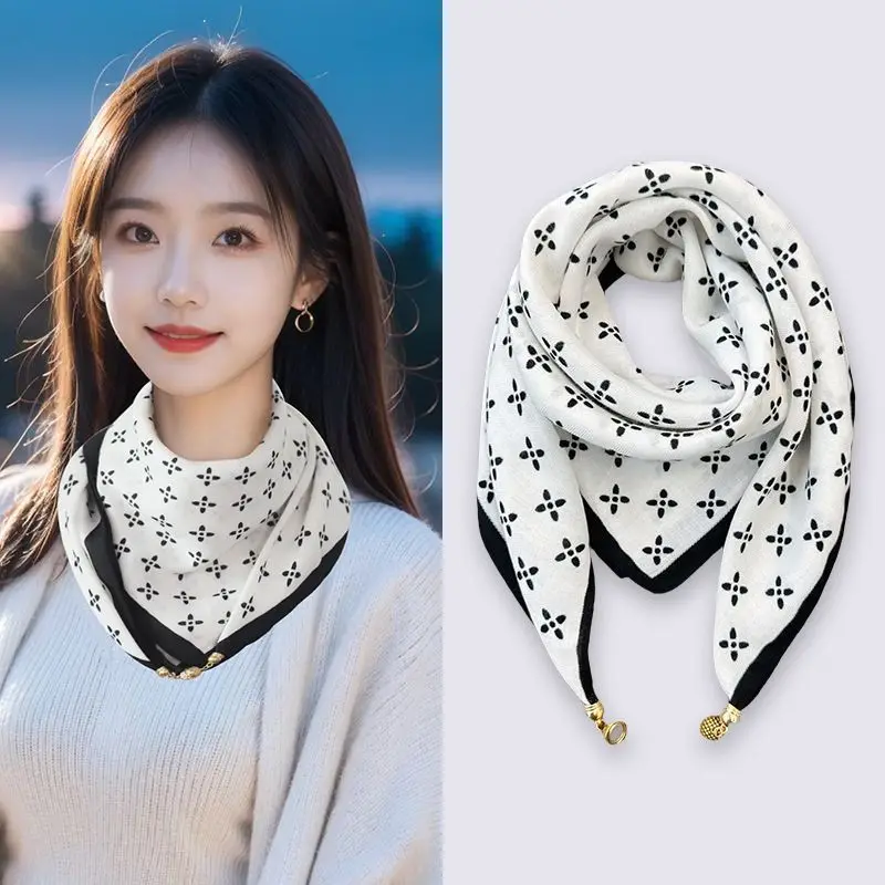 럭셔리 마그네틱 버클 실크 스카프 여성 부드러운 새틴 Neckerchief 여성 가을 ​​겨울 따뜻함 차가운 저항 패션 스퀘어 스카프