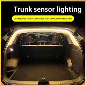 자동차 고휘도 트렁크 조명 실내 장식 LED 무선 자동 감지 테일게이트 라이트 스트립