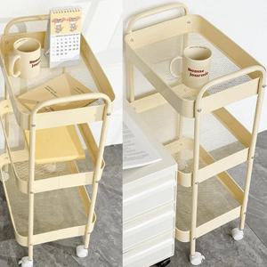 인스타그램에 어울리는 테라조 마카롱 색상의 3단 트롤리 - 주방 및 욕실 수납용 바퀴 포함, 커피 테이블