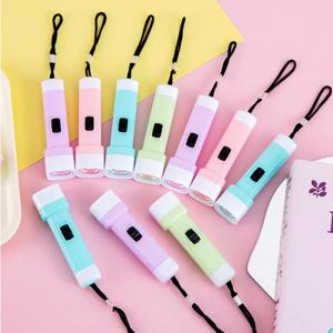 12-48 Pcs 캔디 컬러 LED 빛나는 손전등 할로윈 크리스마스 추수 감사절 생일 파티 신년 선물 장식 선물 팩