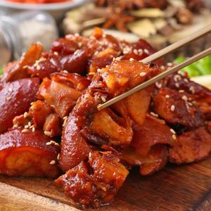 [자연과농부] 매콤 무뼈볶음족발 250g + 소스50g (총 300g)