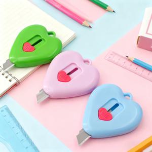 마카롱 색상의 하트 모양 다용도 칼, 귀엽고 유용한 미니 아트 나이프로 포장 박스를 열기 위한 도구