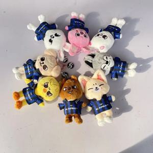 스테이키즈 SKZ 미니 키체인 펜던트 한 지청 매직 스쿨 위크 펠릭스 만화 플러시 크리스마스 어린이 선물