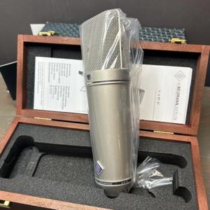 노이만 U 87 Ai 유선 콘덴서 마이크 새 상품 박스 및 액세서리 포함