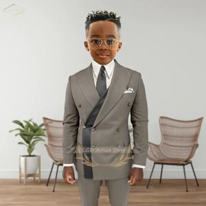 럭셔리 남아용 2피스 턱시도 – 반지 무기명, 엘리트 연회 및 우아한 파티를 위한 프리미엄 품질의 더블 브레스티드 슈트