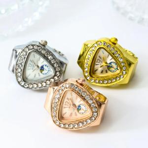 1pc 반지 시계 삼각형 새로운 레트로 주머니 시계 패션 트렌드 미니 손가락 시계 반지 시계 진짜 시계 시간을 볼 수 있습니다