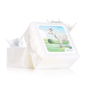 B+나이아신아마이드 염소유 비누(콜라겐 함유)는 피부를 탄력있게 하고 보습하며, 세정, 목욕을 해주는 수제 비누입니다.