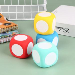 1개 무작위 색상 드라이 지우개 블록 쓰고 지우는 다용도 교육용 주사위 드라이 지우개 큐브 화이트보드 주사위 큐브