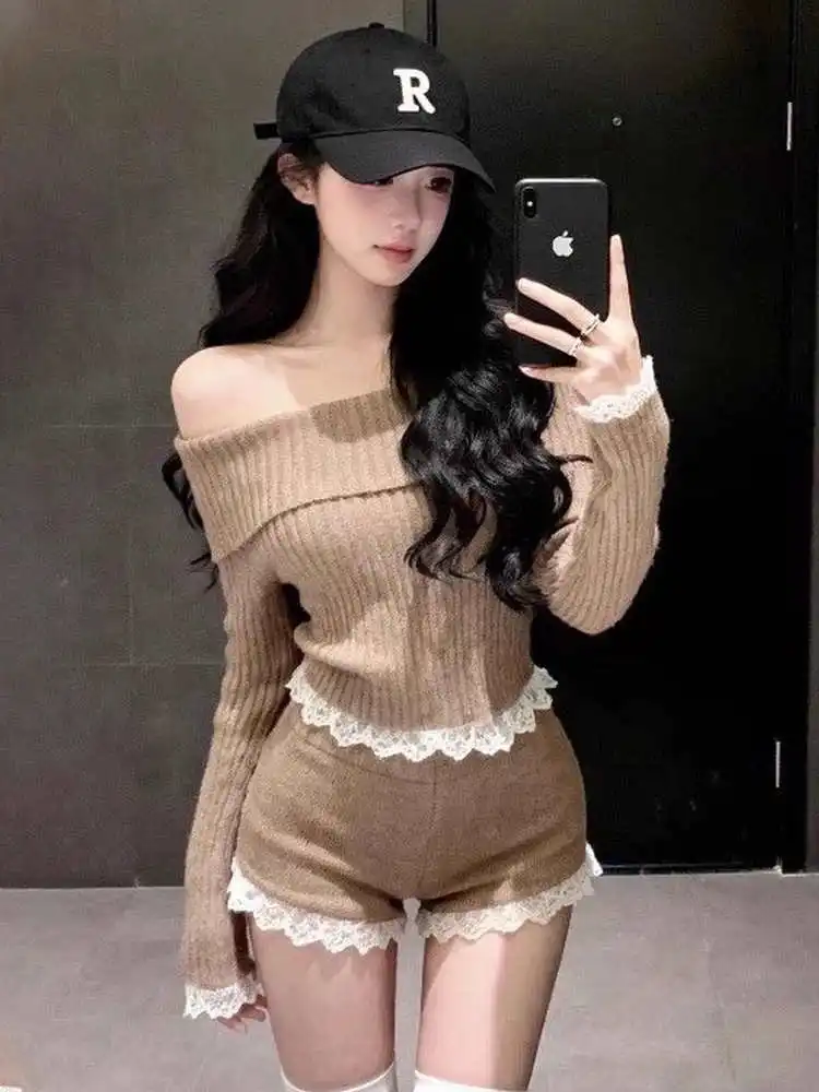 가을 겨울 레이스 스플라이스 원숄더 니트 탑 하이웨이스트 숏팬츠 투피스 세트 여성용 섹시 스타일 캐주얼웨어