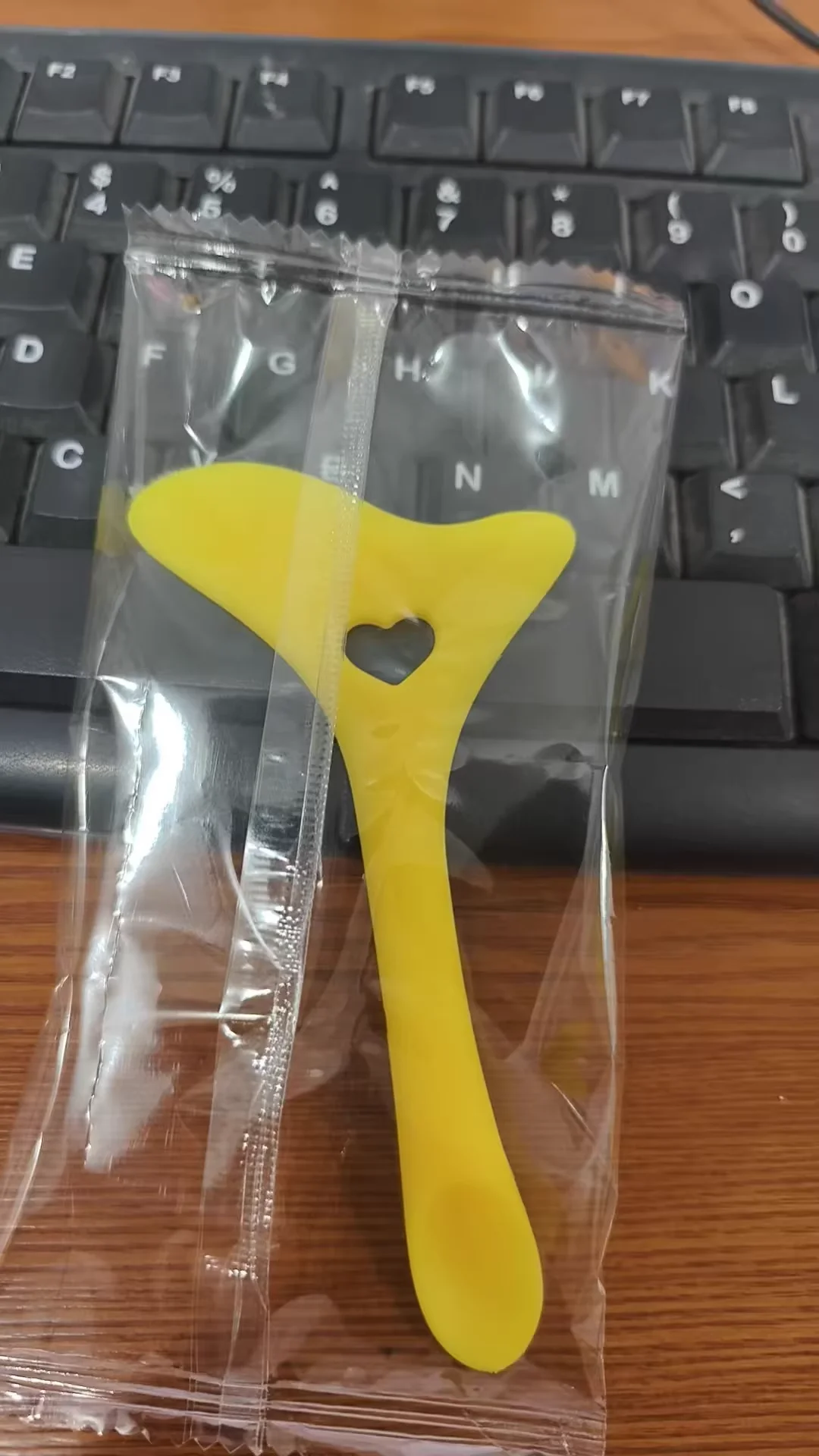 도매 1개, 아이라이너 그리기 보조 도구, 보조 실리콘 도구, 화장품 아이라이너 립스틱, 제품 눈썹