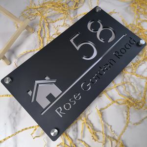 개인화 된 레이저 컷 아크릴 로그인 현대 집 번호 야외 플라크 가족 이름 플레이트 도어 로그인 매트 블랙 미러 실버