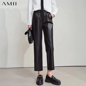 AMII 미니멀리스트 여성 캐주얼 바지 2025 가을 streetwear 루즈핏 블랙 바지 발목 길이 PU 가죽 레이디 바지 12523102