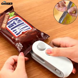 미니 백 실러 2 in 1 열 밀봉기 커터 포함 간식 봉투 밀봉기 휴대용 재밀봉기 플라스틱 봉투 식품 보관용