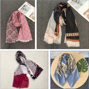 봄과 가을의 새로운 프린트 선물, 해외 무역용, 비치 캐주얼 및 고급스러운 숄과 스카프