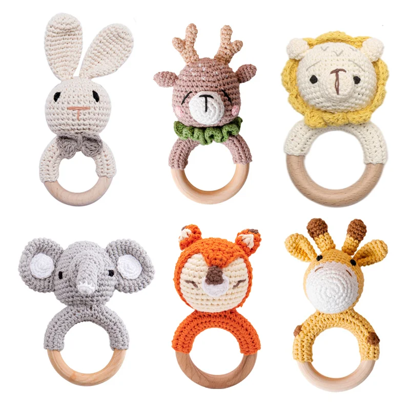 1pc 아기 Teether 어린이를위한 음악 딸랑이 동물 크로 셰 뜨개질 딸랑이 코끼리 기린 반지 나무 아기 체육관 몬테소리 어린이 장난감