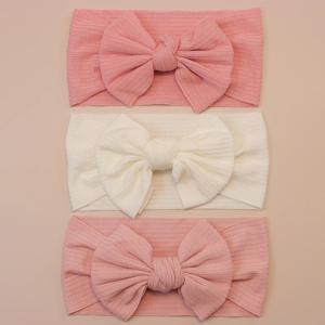 3 개/몫 니트 아기 머리띠 활 신생아 탄성 부드러운 나일론 머리띠 아기 소녀 Turban 유아 헤어 액세서리 어린이 모자를 쓰고 있죠
