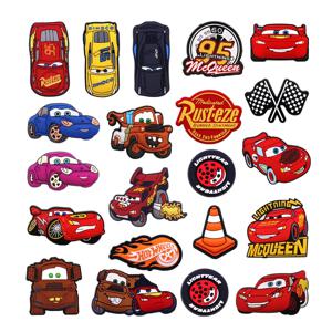 MINISO 1pcs 원래 애니메이션 영화 자동차 PVC 구두 매력 액세서리 번개 맥퀸 방해 핀 버클 샌들 상단 장식