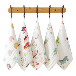 무작위 5pcs 모슬린 6 레이어 코튼 부드러운 베이비 타올 베이비 페이스 타올 손수건 목욕 먹이 얼굴 수건 닦아 Burp Cloth