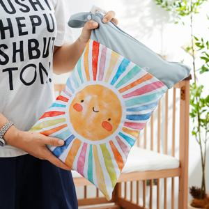 30*40CM 방수 재사용 가능한 습식 건식 가방 두 개의 지퍼가 있는 세탁 가능한 아기 기저귀 가방 유모차 휴대용 손잡이 가방